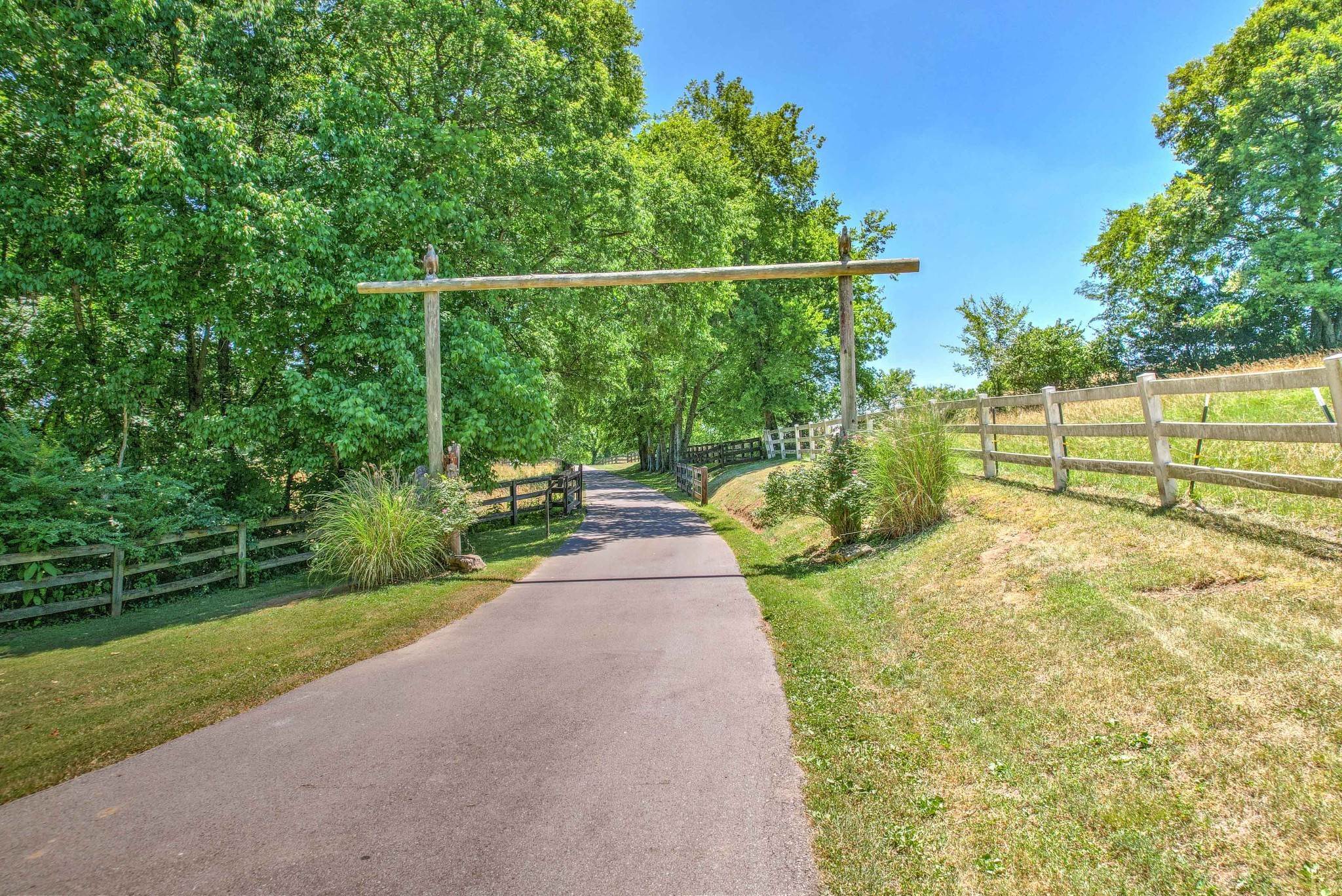 11. Land for Sale at 466 Moncrief Avenue Goodlettsville, Tennessee 37072 United States