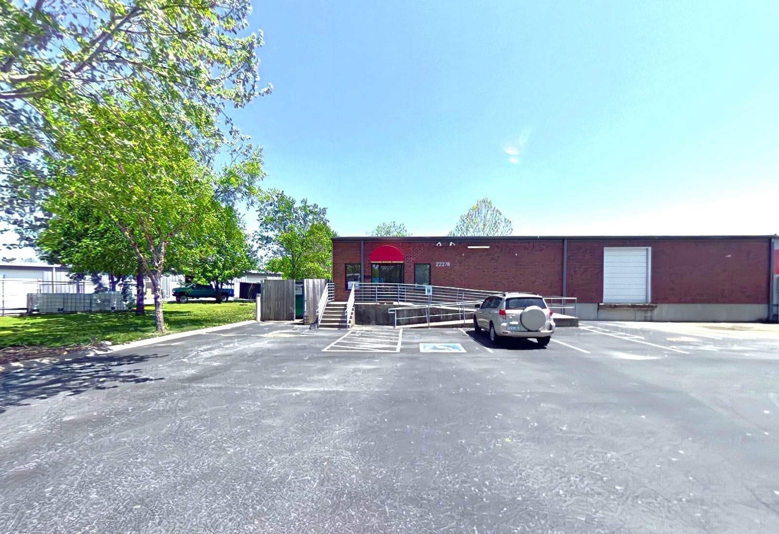 Commercial for Sale at 2227 Southpark Drive Murfreesboro, Tennessee 37128 United States