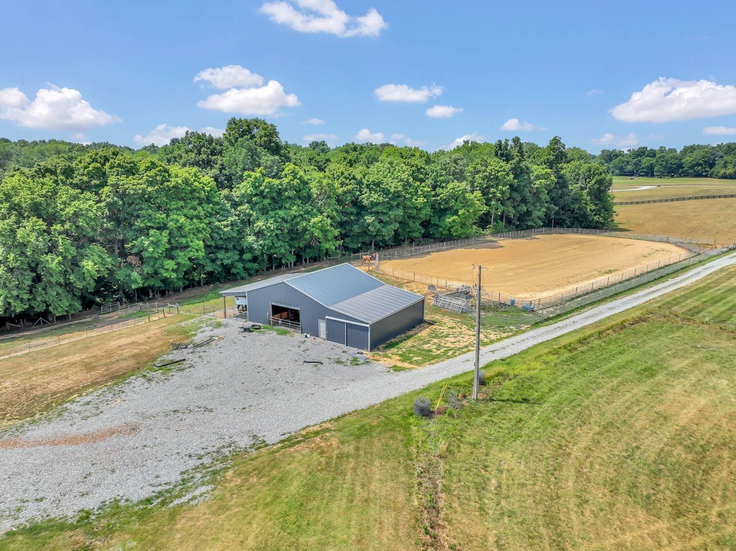 50. Farm for Sale at 2406 Lockertsville Road Ashland City, Tennessee 37015 United States