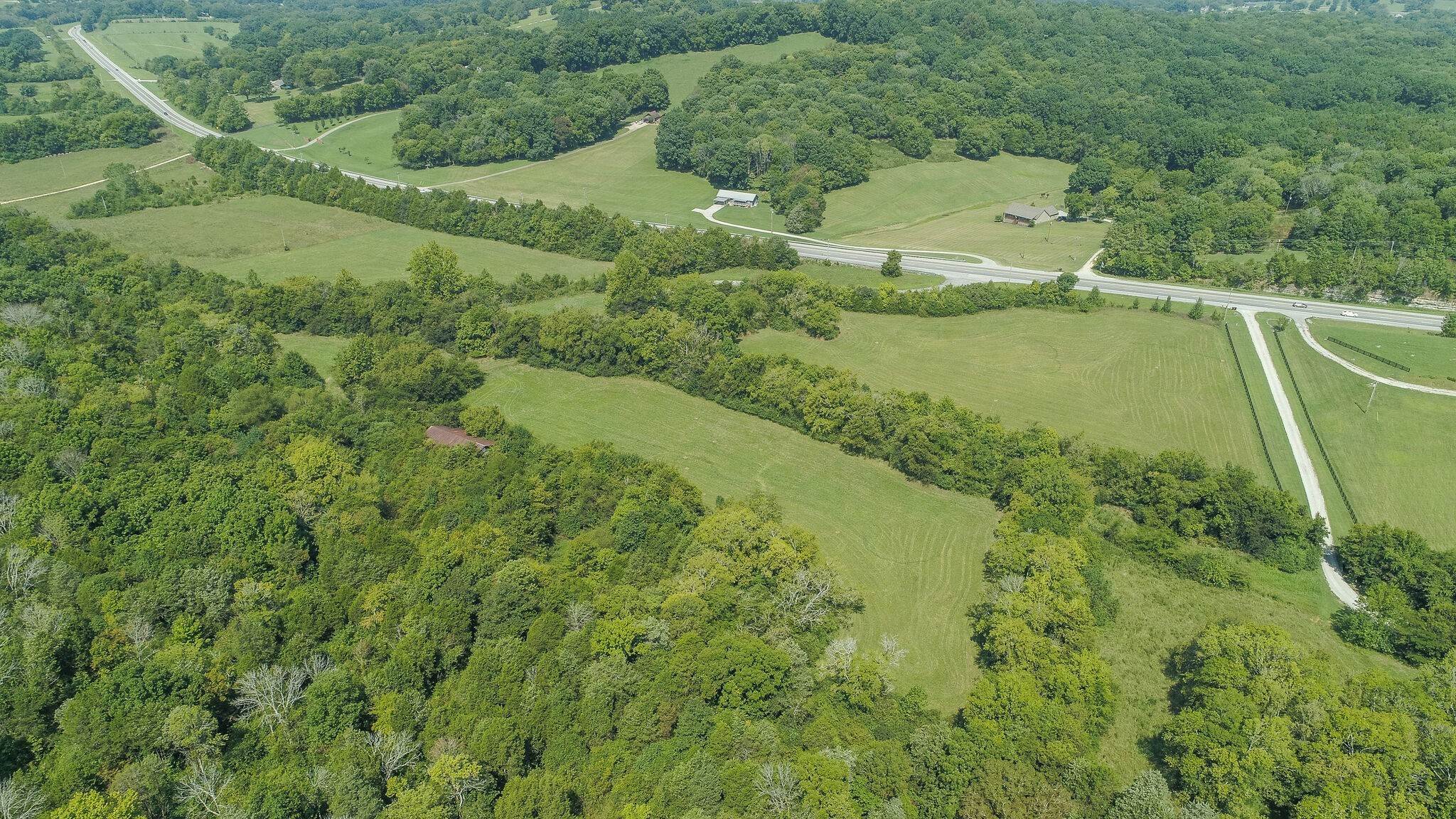 9. Land for Sale at 1108 Bear Creek Pike Columbia, Tennessee 38401 United States