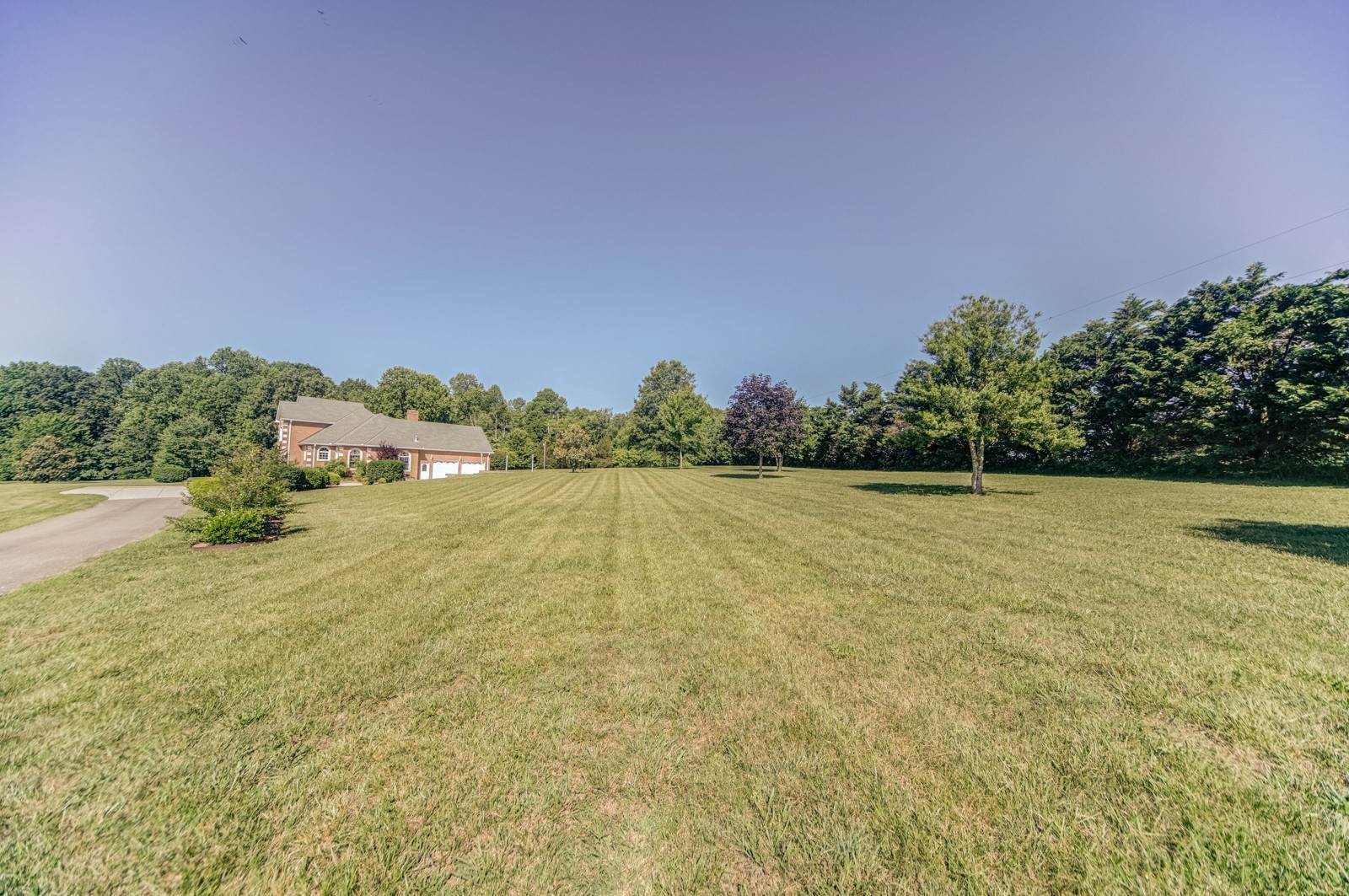 9. Single Family Homes for Sale at 1921 Highway 31w White House, Tennessee 37188 United States