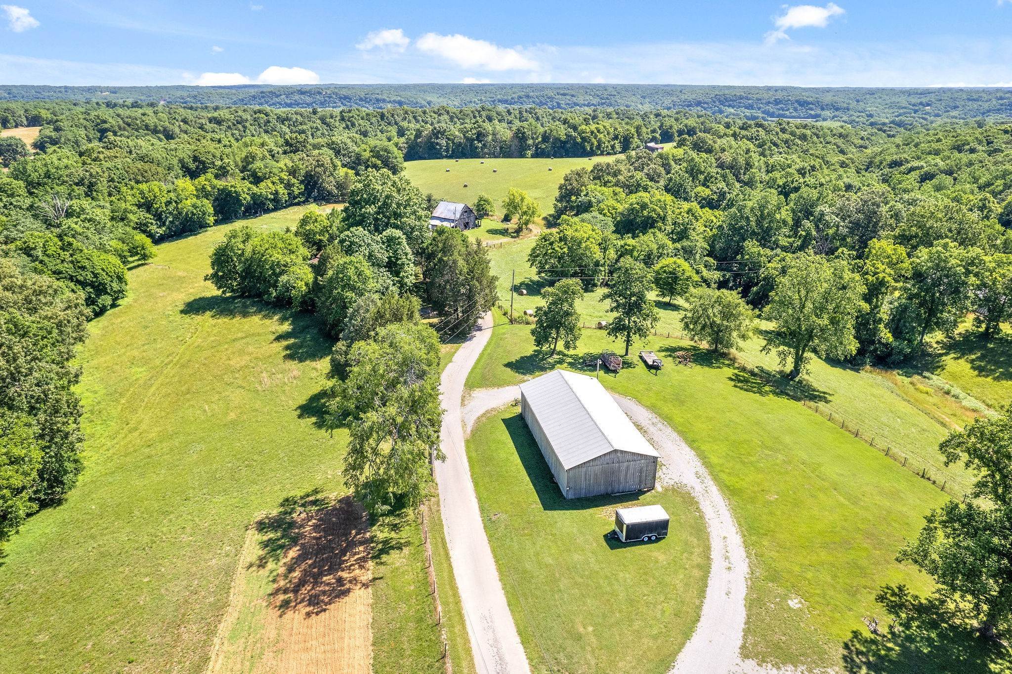 Farm for Sale at 4650 Weakley Road Southside, Tennessee 37171 United States