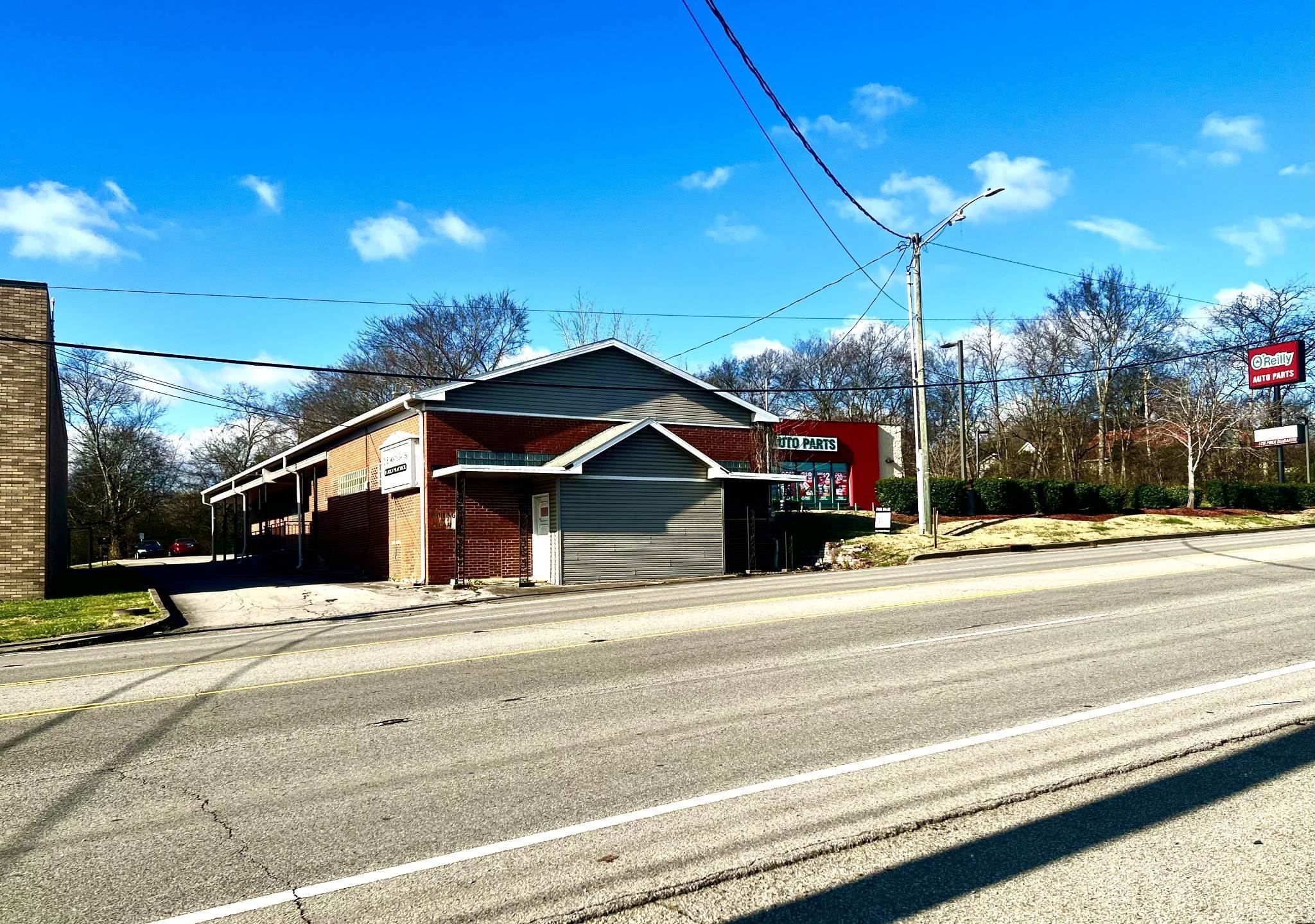 2. Commercial for Sale at 420 N Main Street Goodlettsville, Tennessee 37072 United States