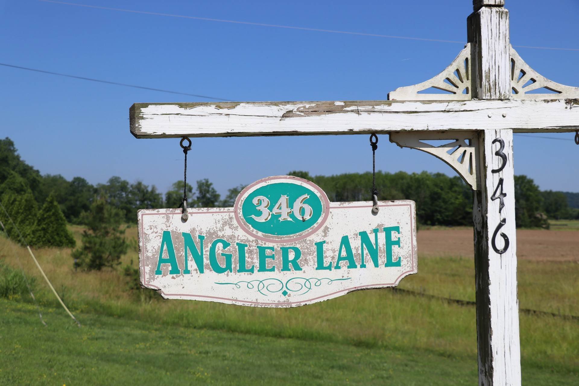 2. Commercial for Sale at 346 Angler Lane Ashland City, Tennessee 37015 United States