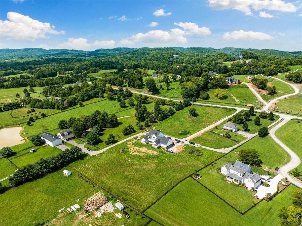 41. Single Family Homes for Sale at 4334 Peytonsville Trinity Road Franklin, Tennessee 37064 United States