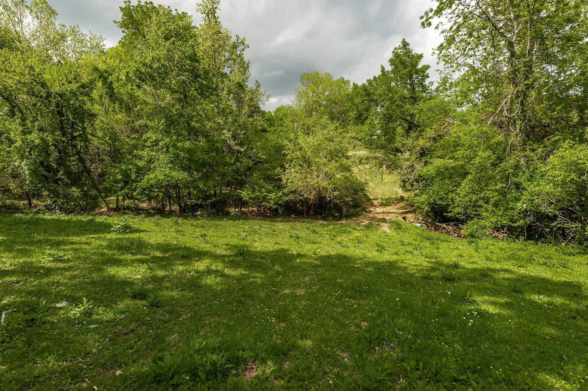 33. Farm for Sale at Forest Retreat Road Hendersonville, Tennessee 37075 United States
