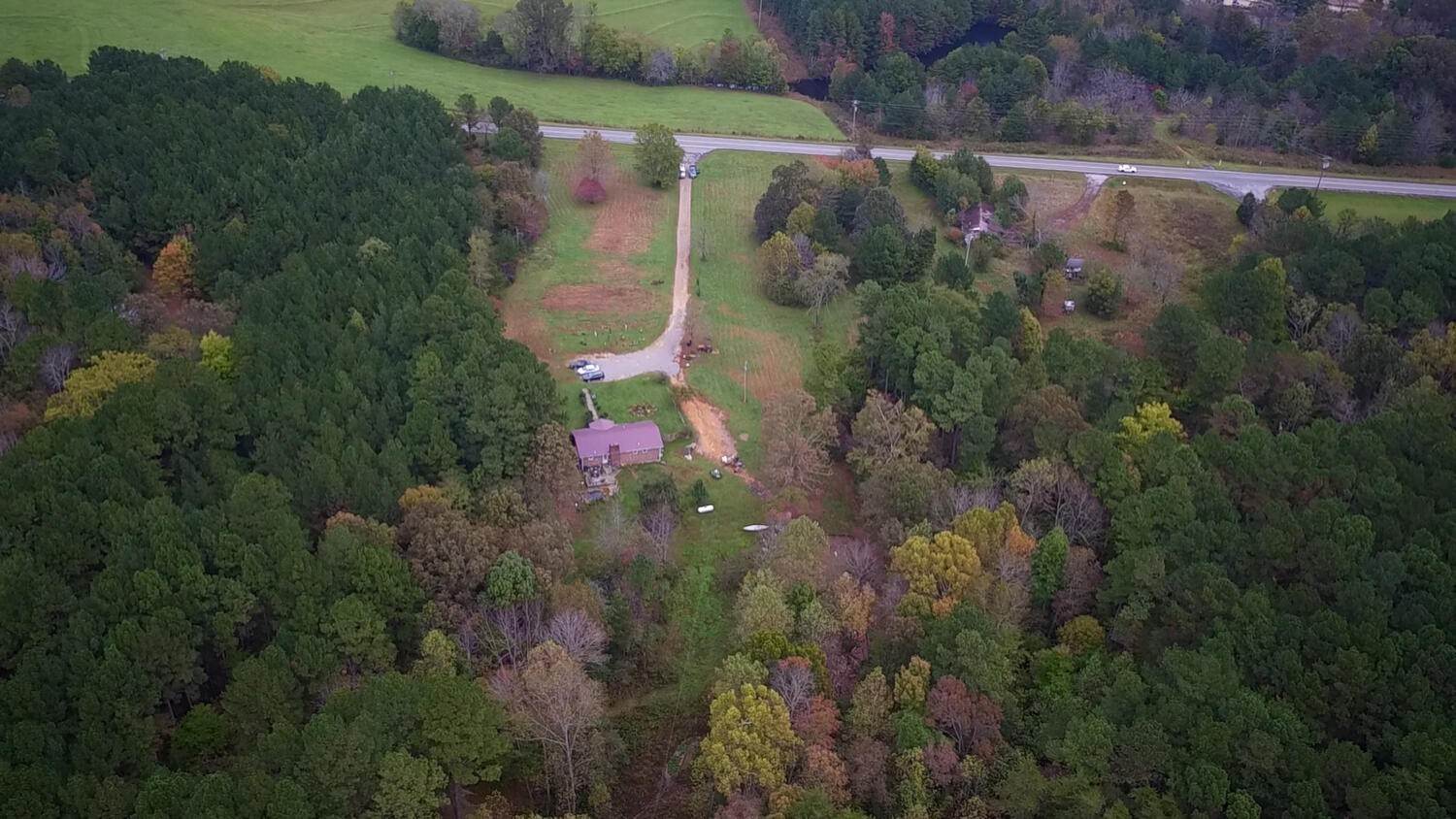 7. Commercial for Sale at 1335 Highway 96, N Fairview, Tennessee 37062 United States