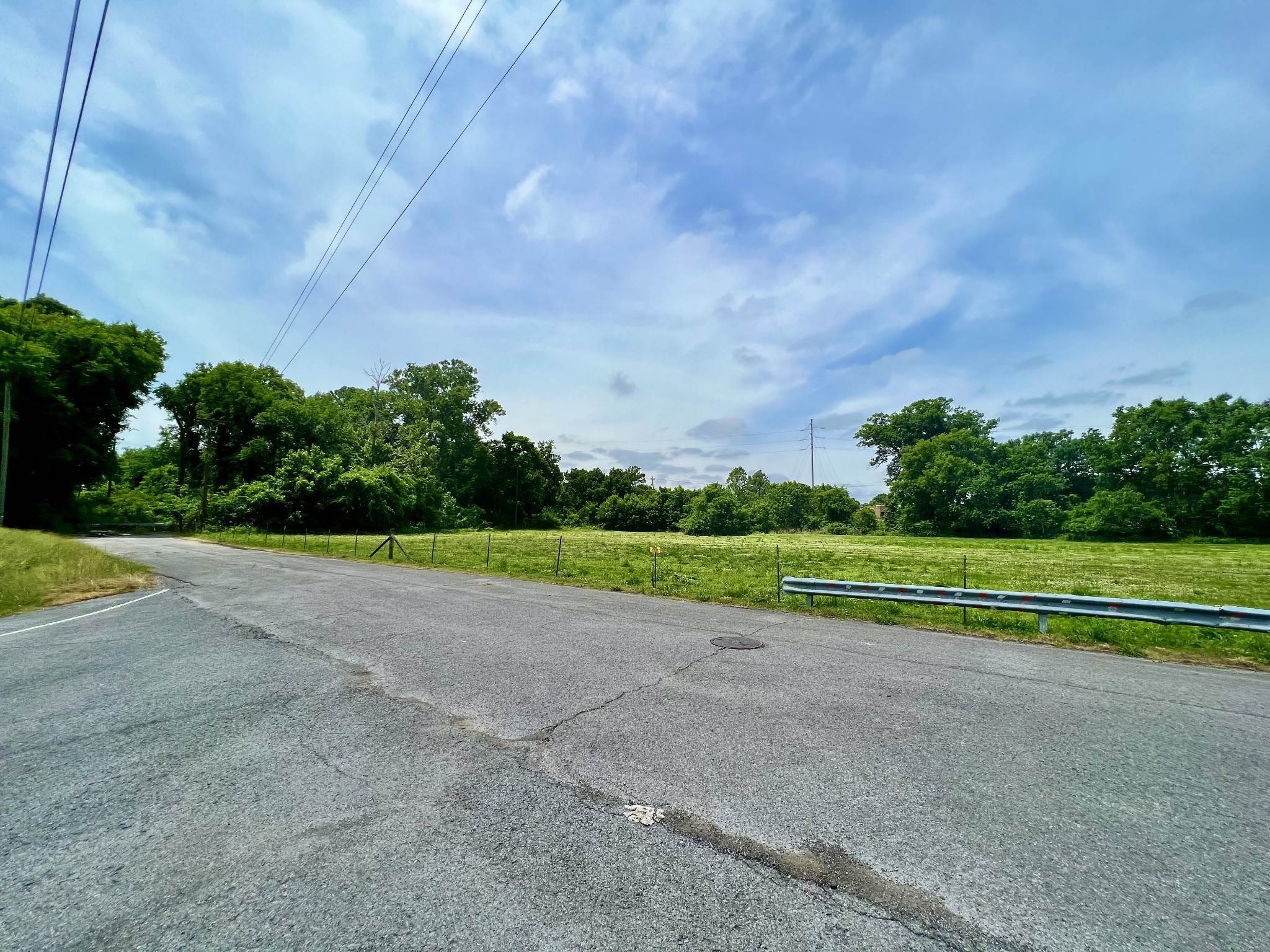 4. Commercial for Sale at 428 Old Lebanon Dirt Road Hermitage, Tennessee 37076 United States