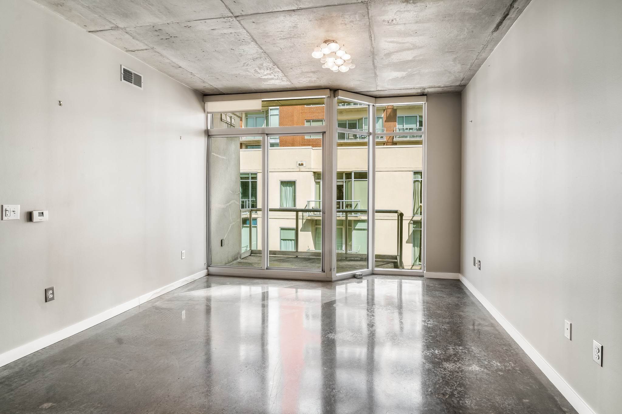 7. High Rise for Sale at 600 12th Ave, S Nashville, Tennessee 37203 United States