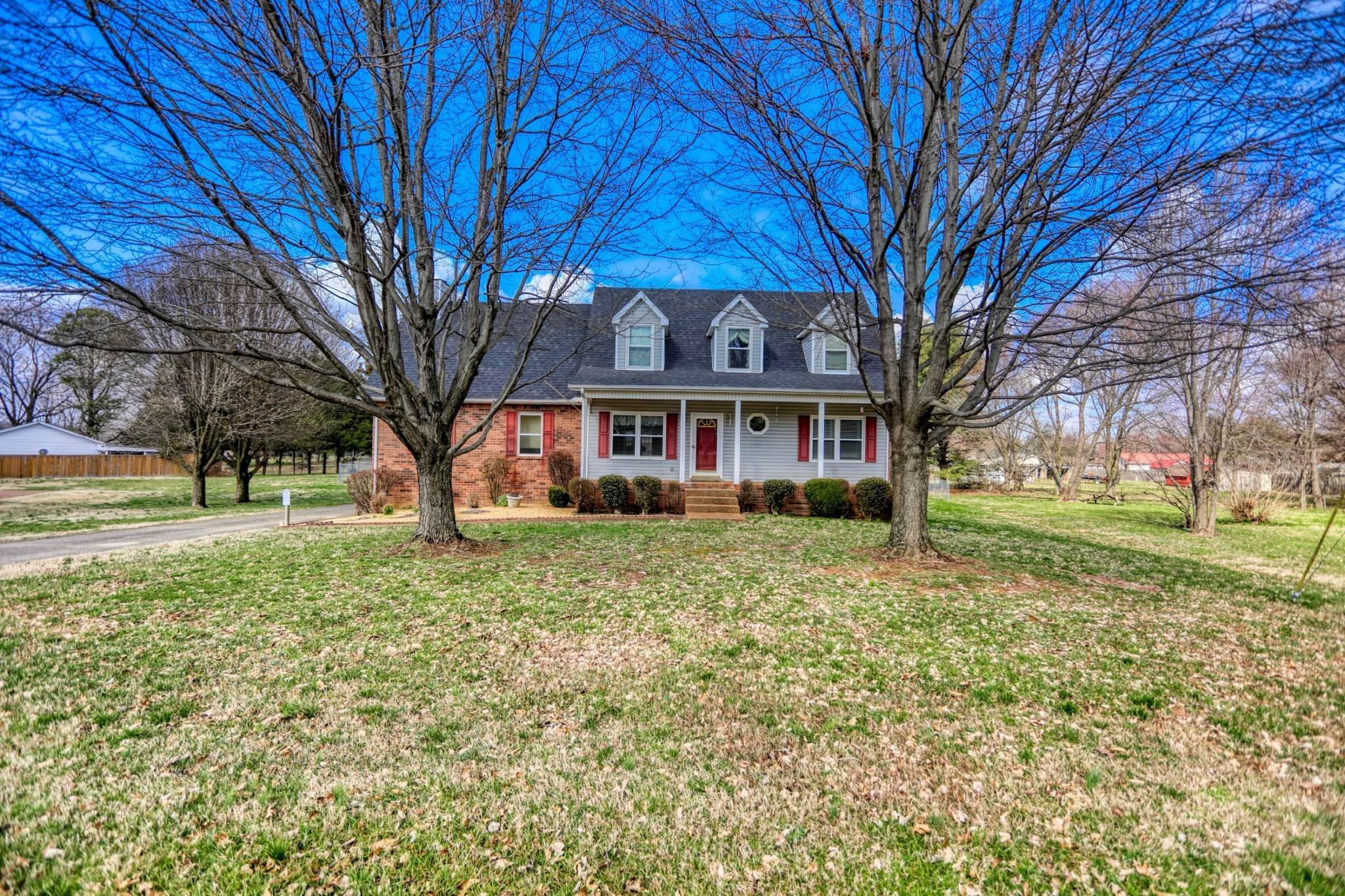 Single Family Homes for Sale at 233 Shady Lane White House, Tennessee 37188 United States