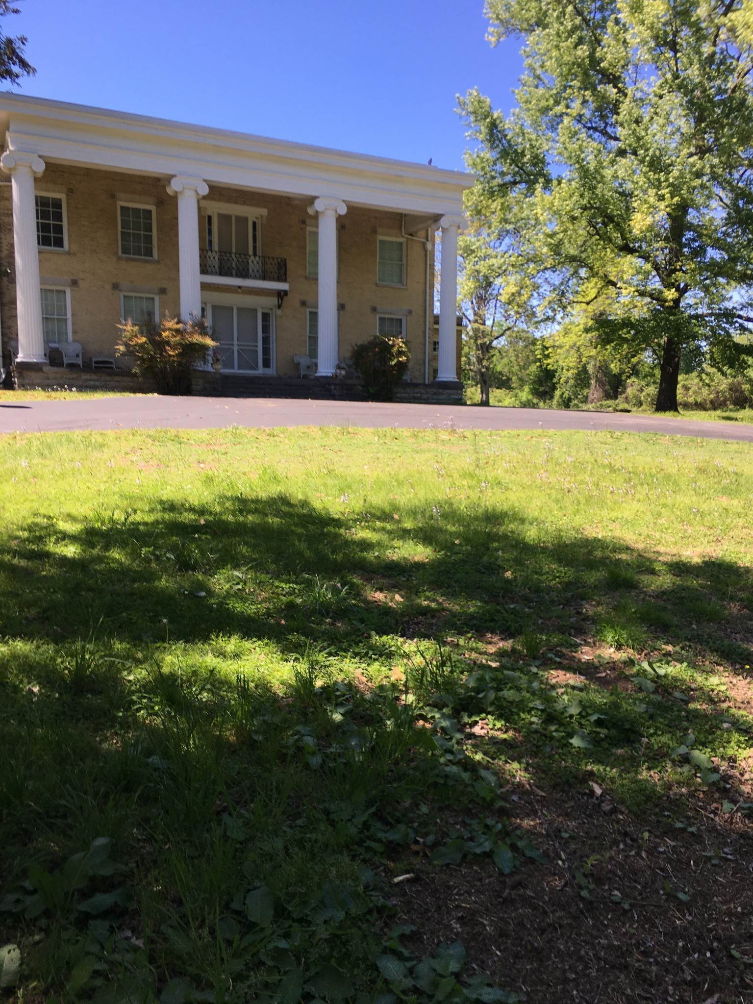27. Single Family Homes for Sale at 5365 Weber Road Hermitage, Tennessee 37076 United States