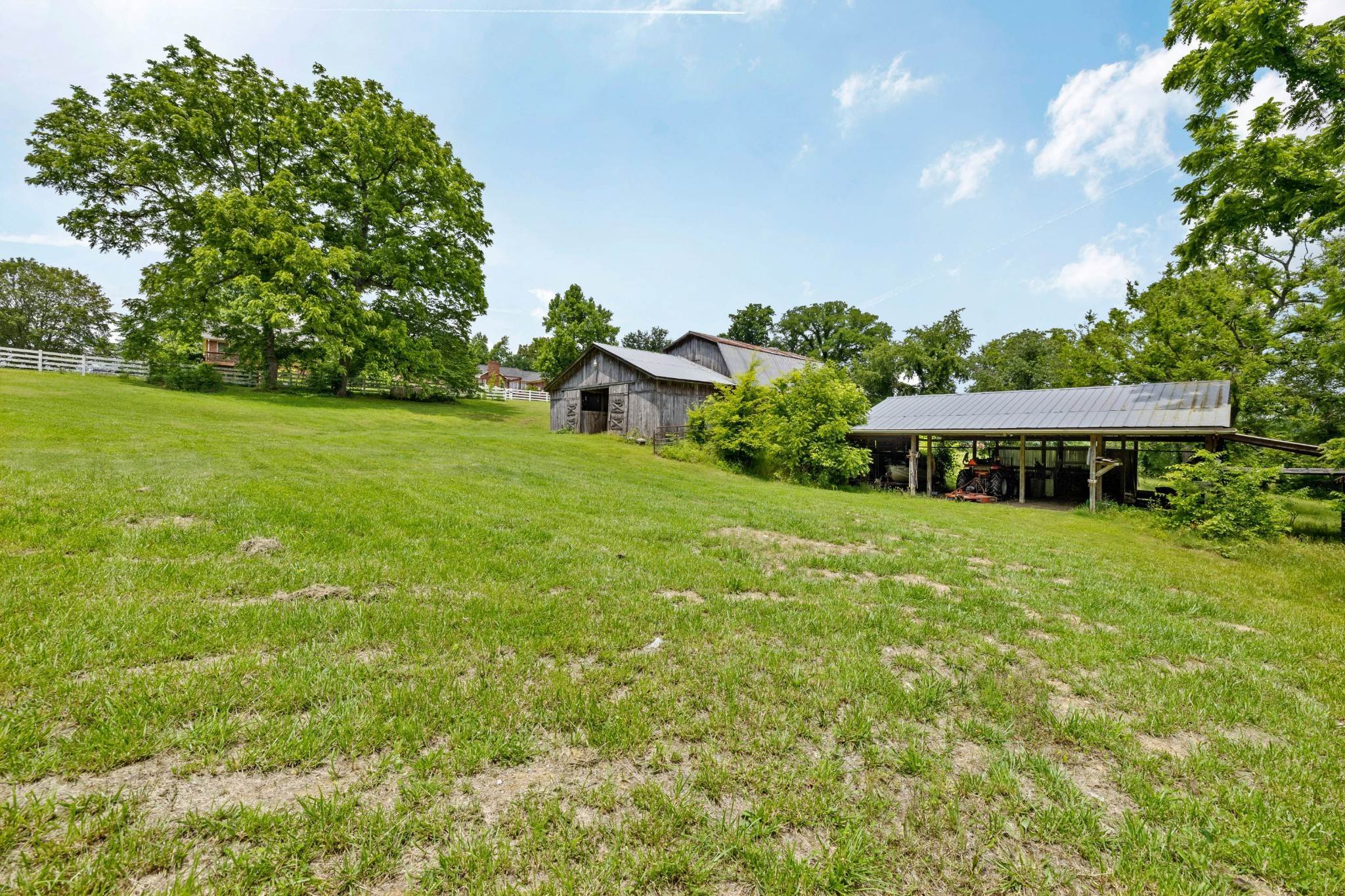 27. Single Family Homes for Sale at 4442 Pratt Lane Franklin, Tennessee 37064 United States
