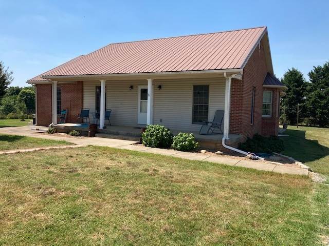 Single Family Homes for Sale at 1609 Rock Springs Road Cumberland Furnace, Tennessee 37051 United States