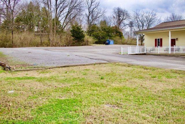 5. Commercial for Sale at 11381d Lebanon Road Mount Juliet, Tennessee 37122 United States