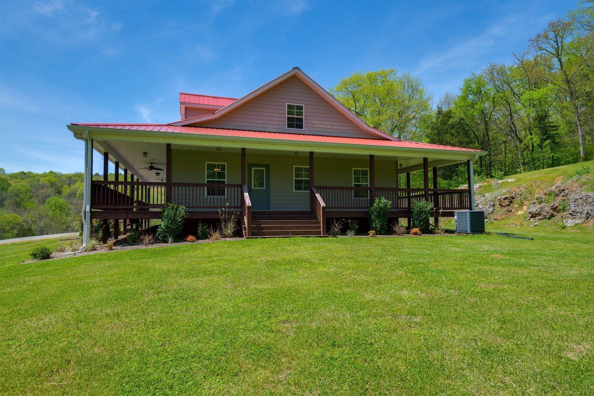 4. Farm for Sale at 357 Hackett Valley Road Hickman, Tennessee 38567 United States