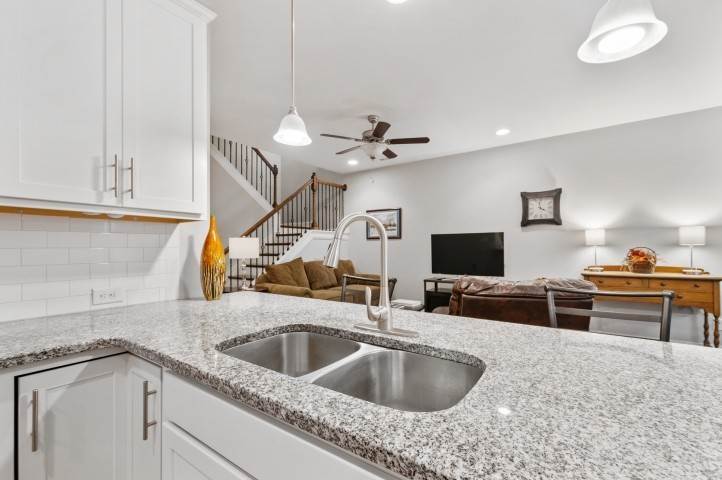 13. Single Family Homes for Sale at 416 Lively Way, Nolensville, TN, 37135 416 Lively Way Nolensville, Tennessee 37135 United States