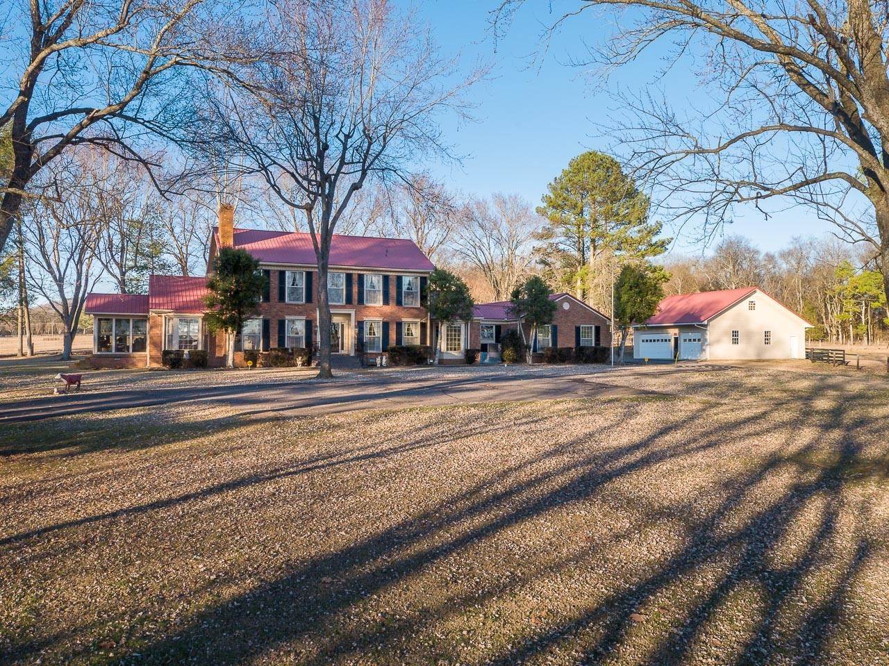 5. Single Family Homes for Sale at 4832 Murfreesboro Rd, Arrington, TN, 37014 4830 & 4832 Murfreesboro Rd Arrington, Tennessee 37014 United States