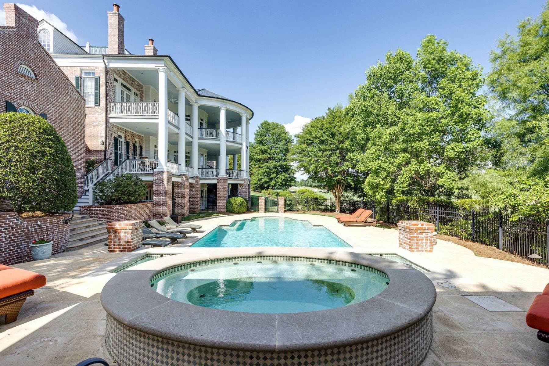 49. Single Family Homes for Sale at 32 Governors Way, Brentwood, TN, 37027 32 Governors Way Brentwood, Tennessee 37027 United States